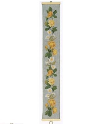 Eva Rosenstand Yellow roses bellpull