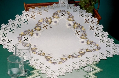 Permin 108716 Hardanger Table Topper