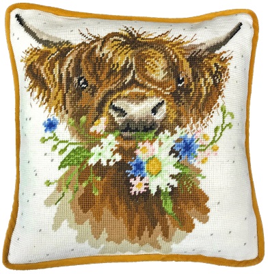 Bothy Threads BTTHD42 Daisy Coo Tapestry - Hannah Dale Tapestry Cushion