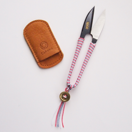 Shozaburo Thread Snips with Silk Iga Braid (Pink)